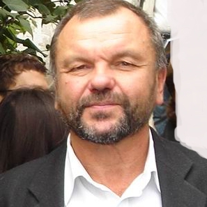 Владимир КАРПОВ